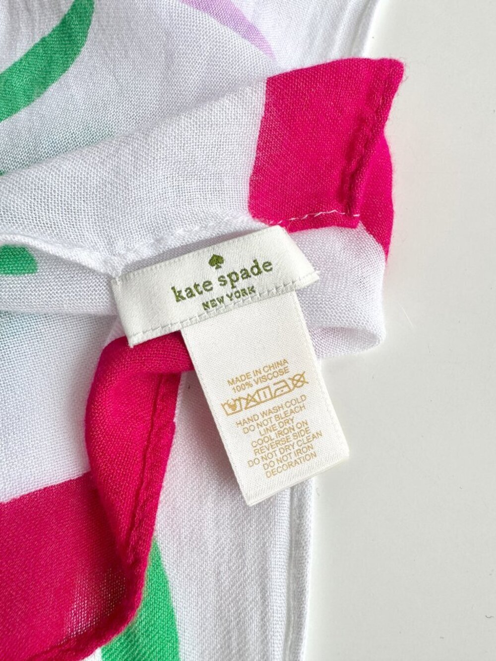 KATE SPADE White Pink Turquoise Floral Hummingbird Printed Viscose Oblong Scarf - Picture 6 of 7